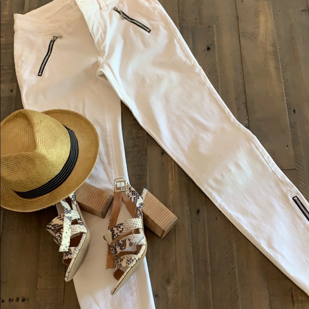 Skimmer Ankle-Zipper White Jean from WHBM, Size 2